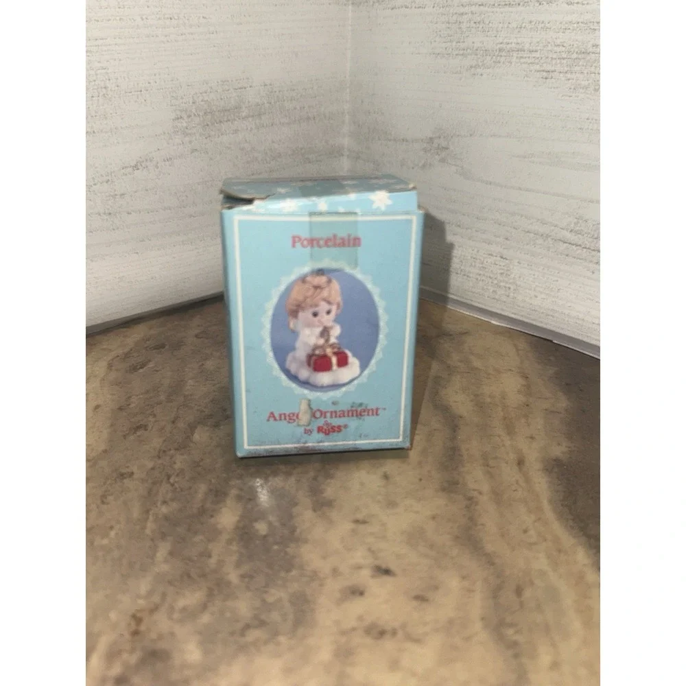 CHRISTMAS TREE Ornament HOLIDAY ANGEL CHERUB PORCELAIN RUSS BABY CHILD RELIGIOUS